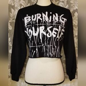 seenfaan Women's oversized (xs) crop long sleeve sweatshirt